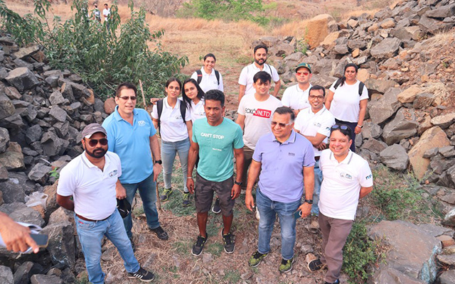 Plantation Drive With 14Trees — photograph 8